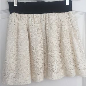 BRAND NEW high waisted Lacey skirt